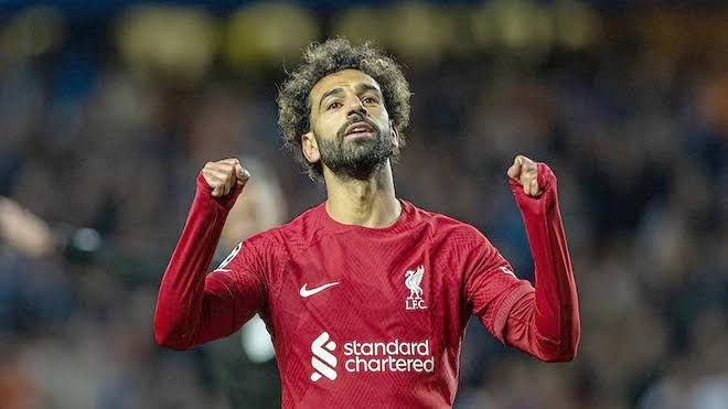 شاهد ساعة محمد صلاح المصنوعة من الأحجار الكريمة تخطف الأنظار.. والكشف عن سعرها