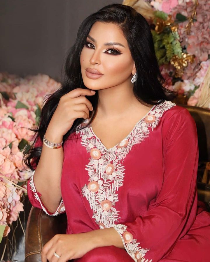 الفنانة السعودية بعد التجميل