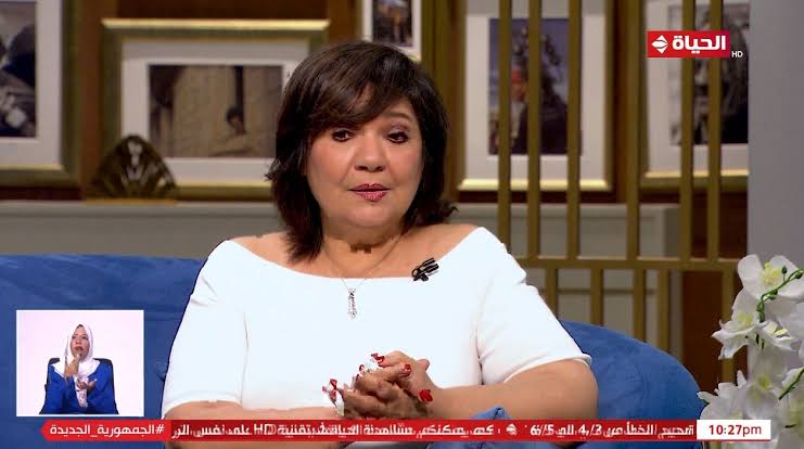 شاهد الفنانة المصرية عايدة رياض تصدم جمهورها وتكشف تفاصيل إصابتها بمرض خطير