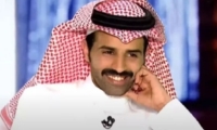 شاهد رد سعود القحطاني على متابع وصفه بالمتسول