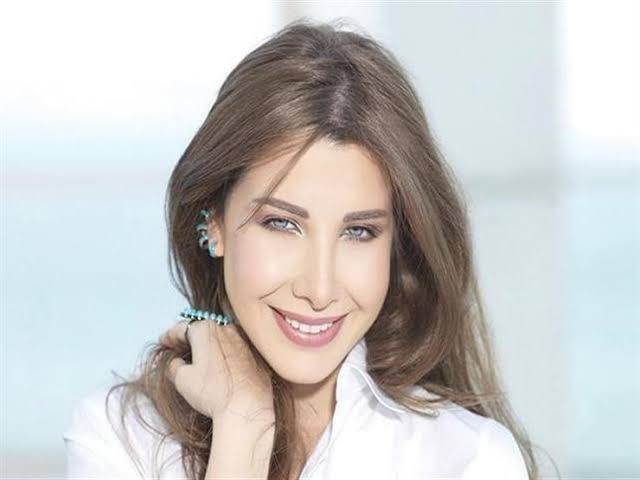 شاهد نانسي عجرم تظهر رفقة رونالدو وجورجينا في موسم الرياض