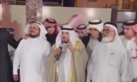 شاهد والد غازي الذيابي يقدم 50 ألف عانية بمناسبة مولود.. وأب الأخير يقسم بالطلاق